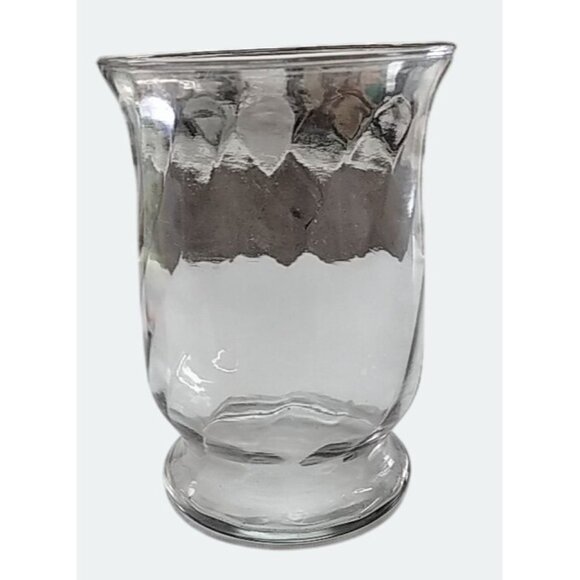 Clear Glass Hurricane Vase With Scalloped Design For Home Decor Or Floral Arrang - Picture 1 of 3